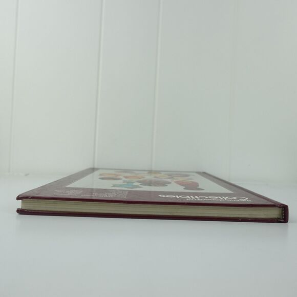 The Encyclopedia of Collectibles Arrowheads Art Glass Pottery + More Hardcover - Picture 6 of 16